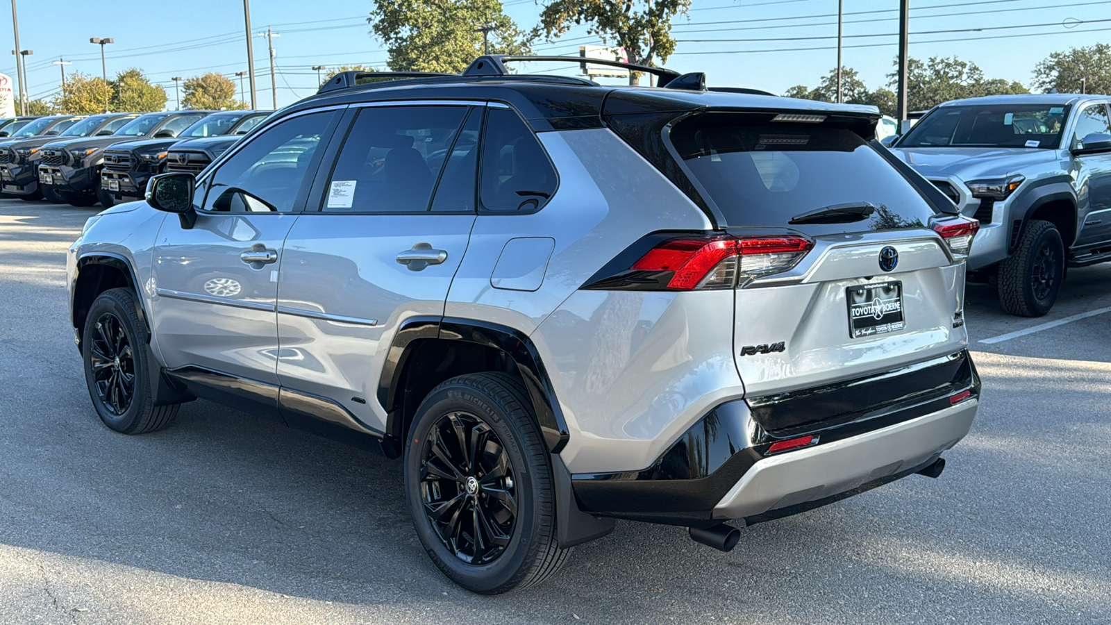 2024 Toyota RAV4 Hybrid XSE 5