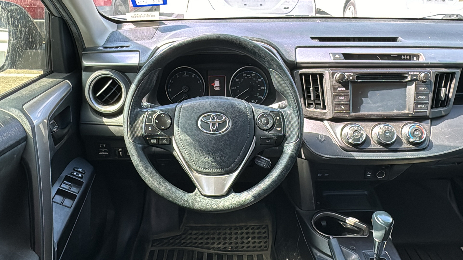 2018 Toyota RAV4 LE 10