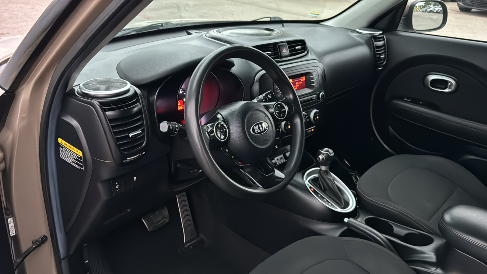 2014 Kia Soul Base 13