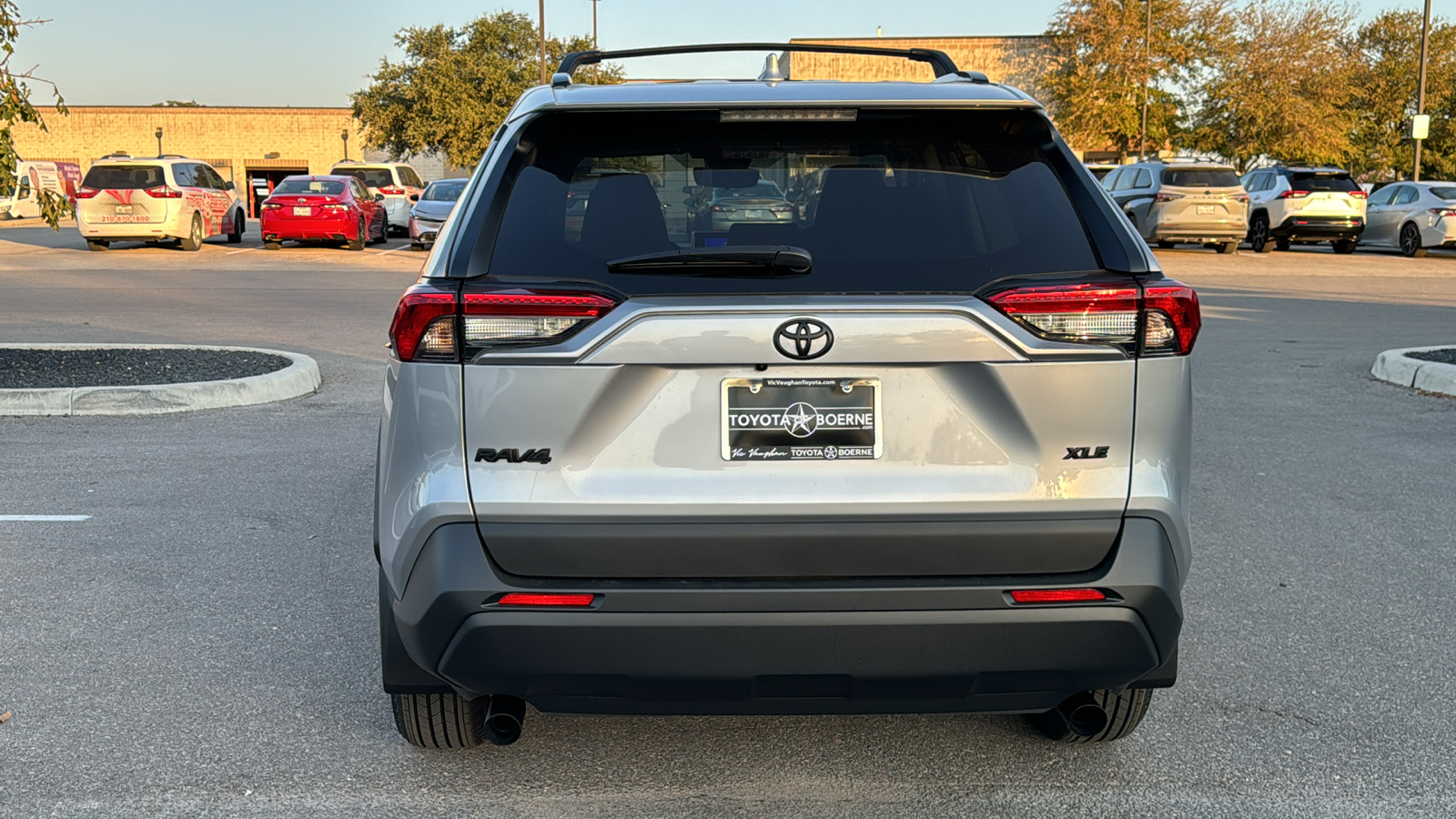 2024 Toyota RAV4 XLE 6