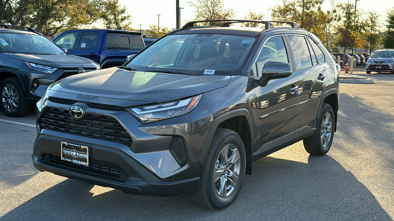 2024 Toyota RAV4 XLE 3