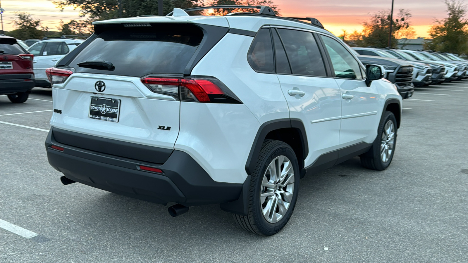 2024 Toyota RAV4 XLE Premium 7