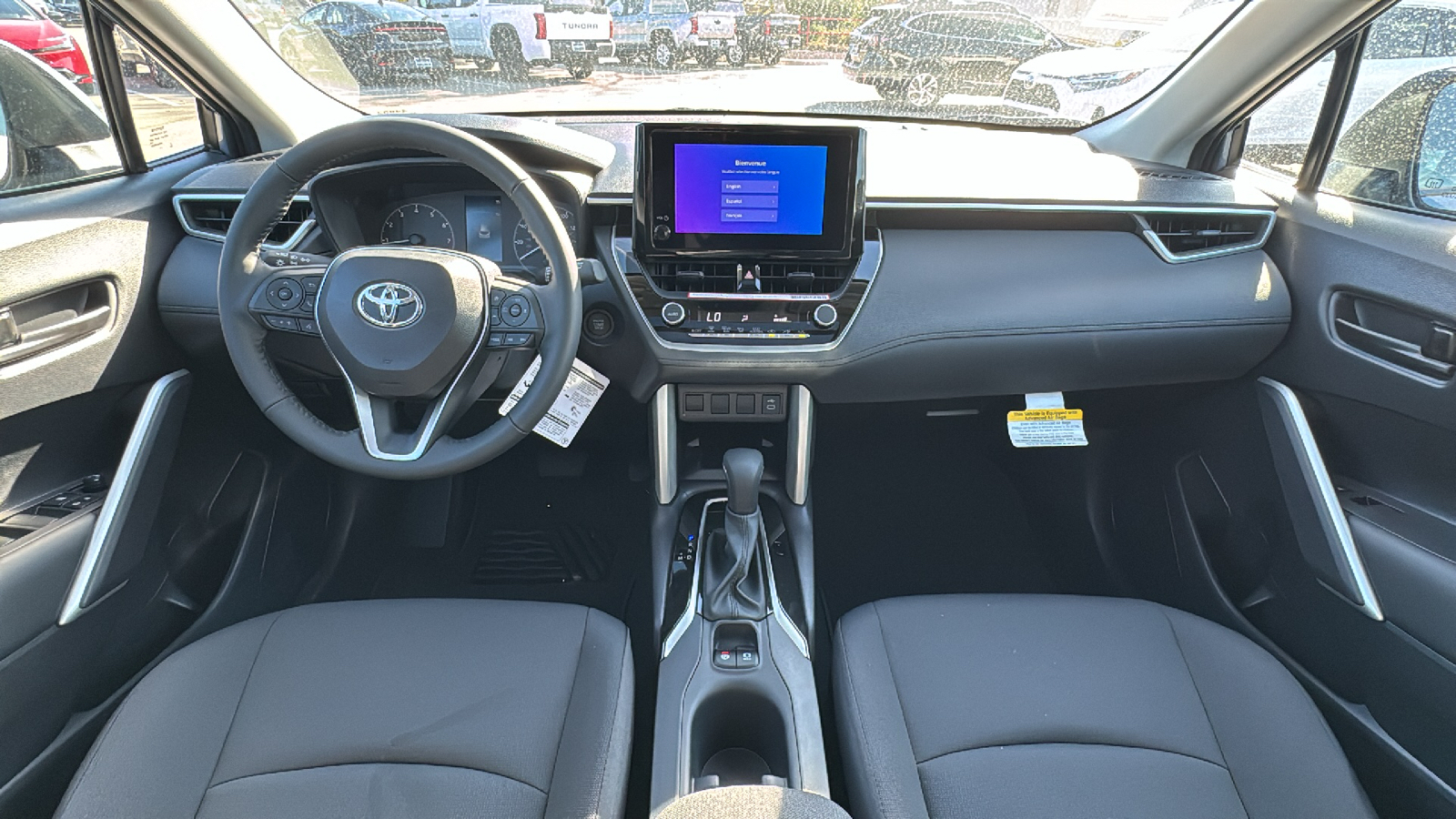 2024 Toyota Corolla Cross LE 16