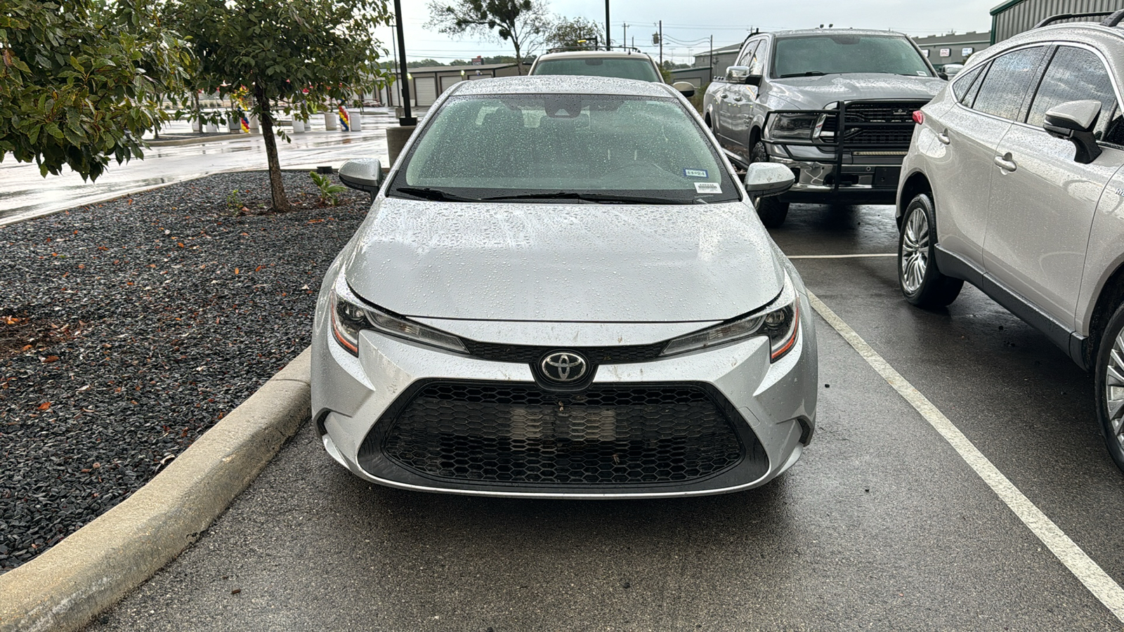 2021 Toyota Corolla LE 2