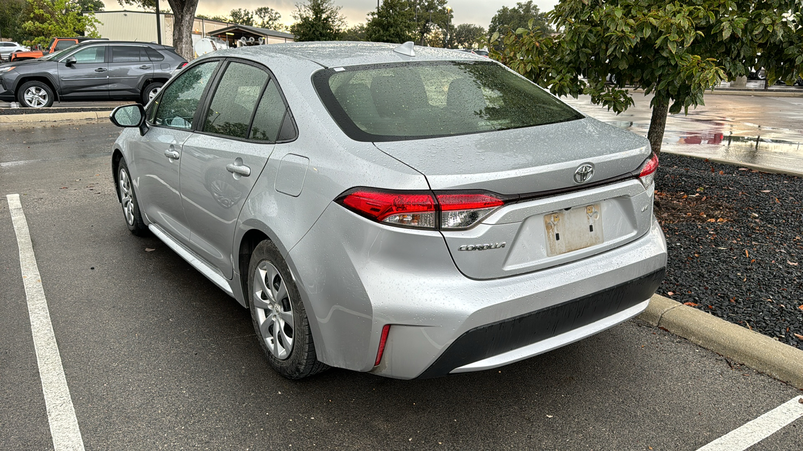 2021 Toyota Corolla LE 4