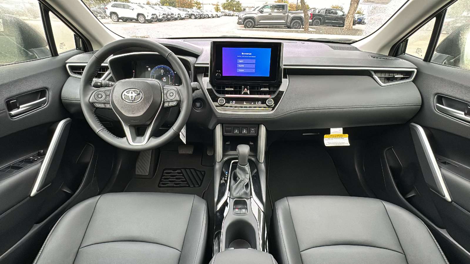 2024 Toyota Corolla Cross XLE 16