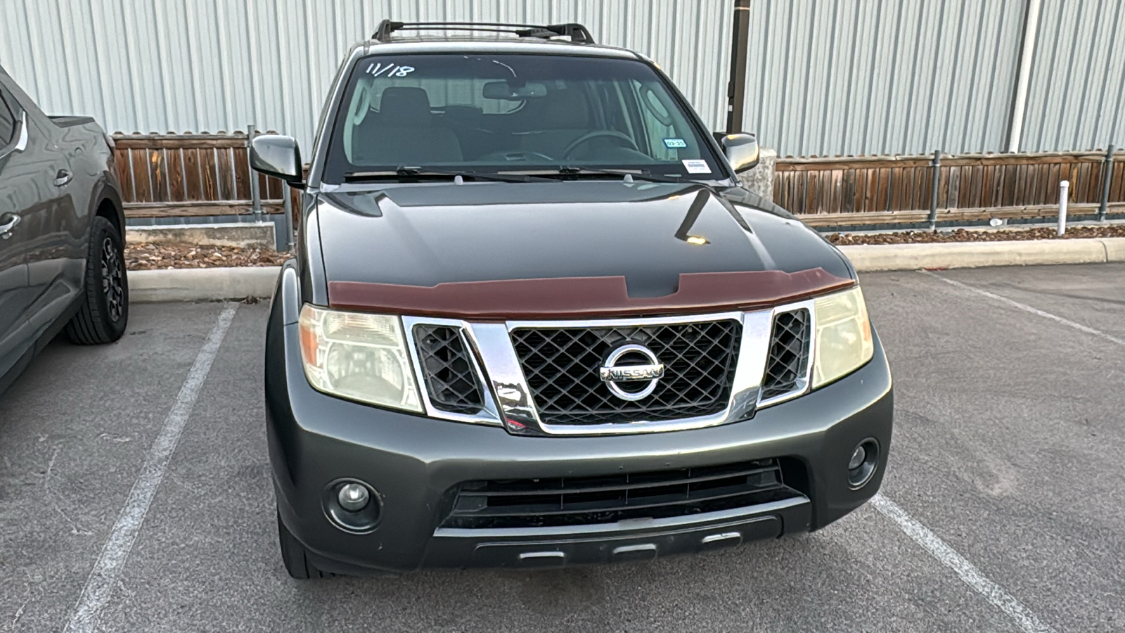 2008 Nissan Pathfinder SE 2