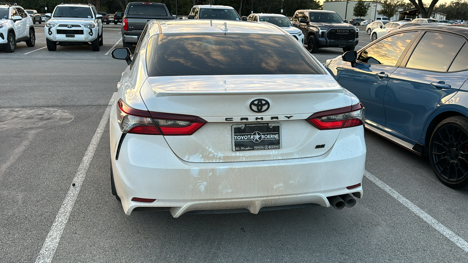 2023 Toyota Camry SE 6