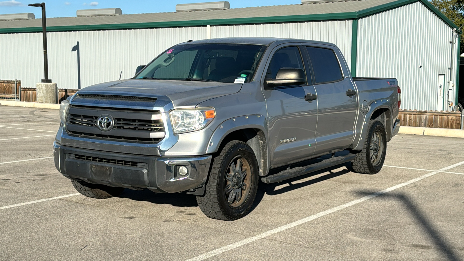 2015 Toyota Tundra SR5 3