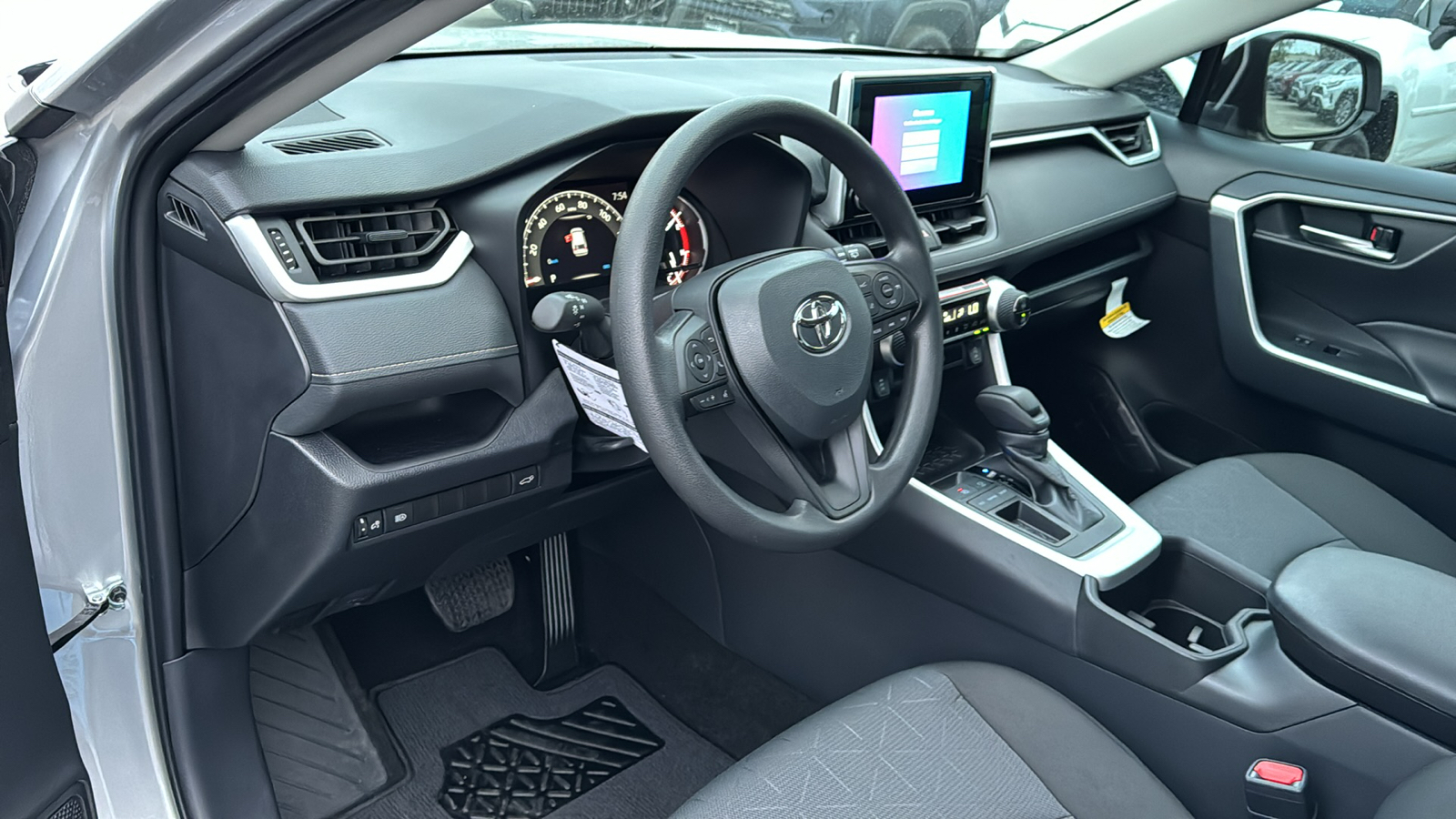 2024 Toyota RAV4 XLE 12