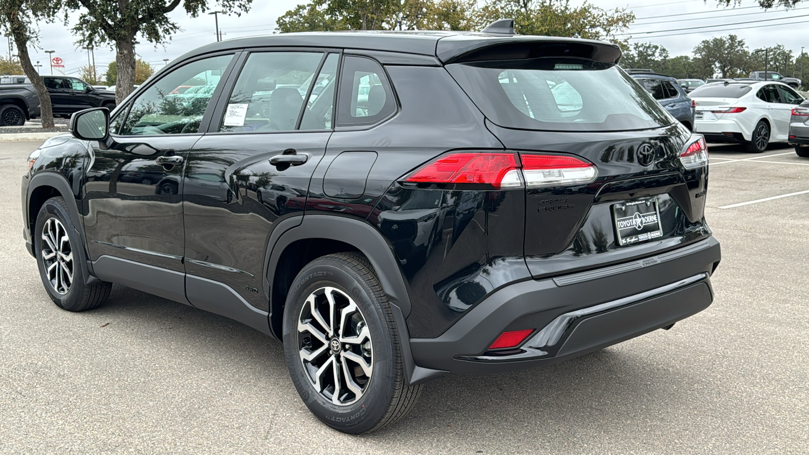 2024 Toyota Corolla Cross Hybrid S 5