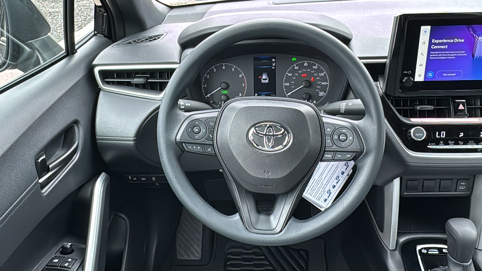 2024 Toyota Corolla Cross Hybrid S 17