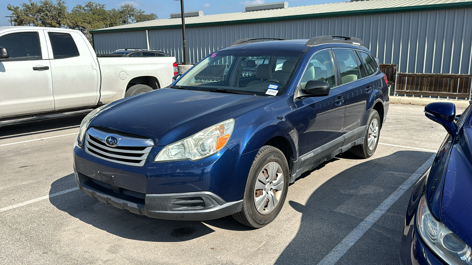 2010 Subaru Outback 2.5i 4