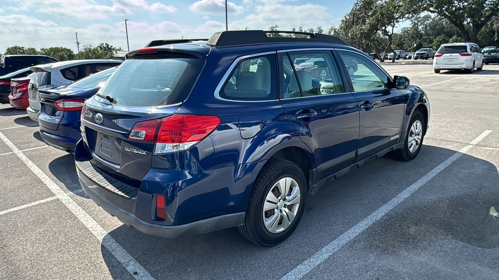 2010 Subaru Outback 2.5i 6