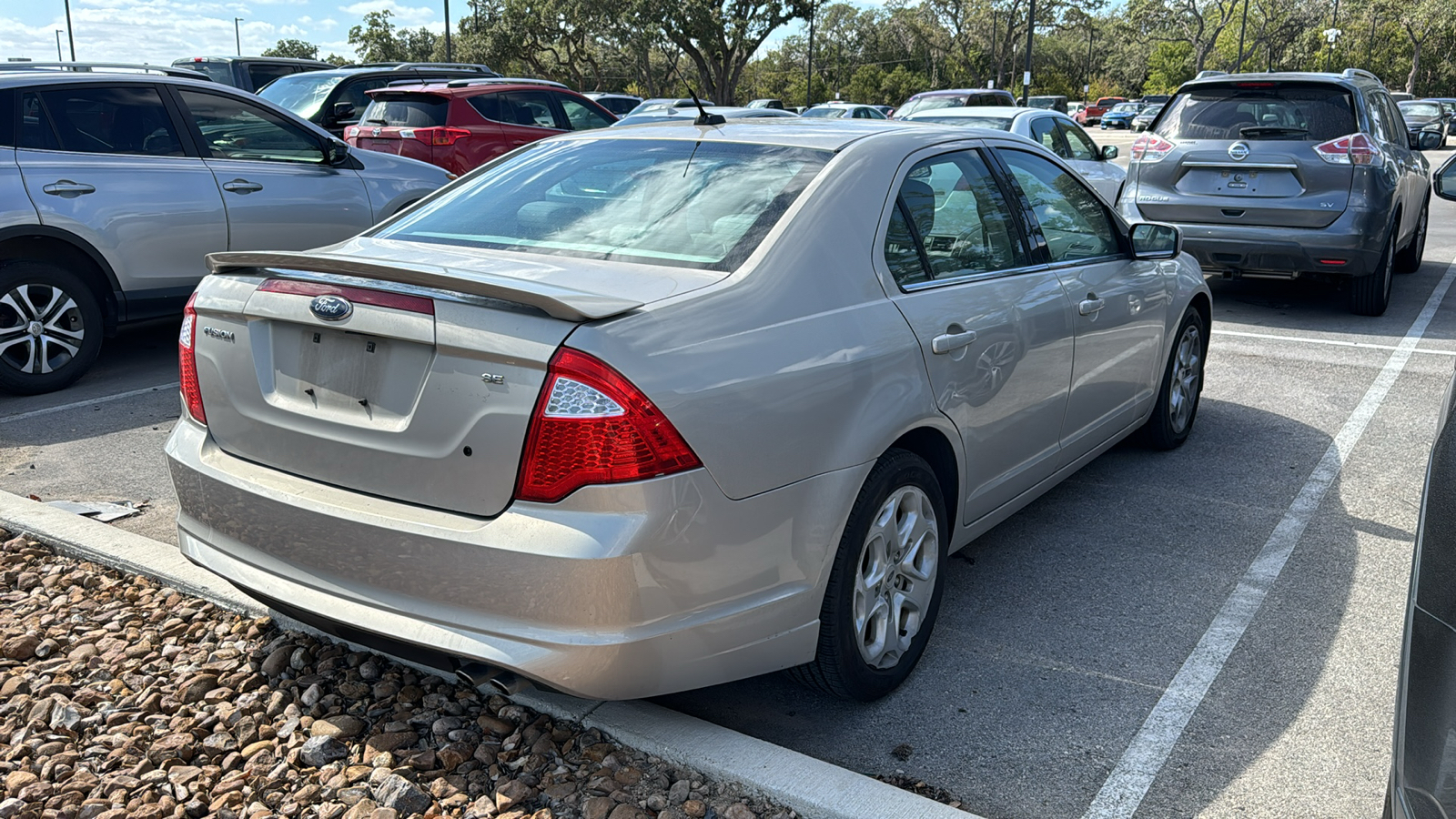 2010 Ford Fusion SE 6