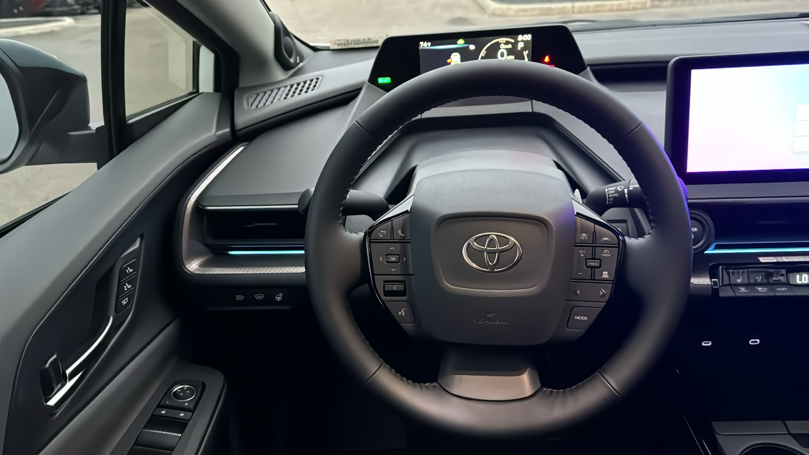 2024 Toyota Prius Limited 17