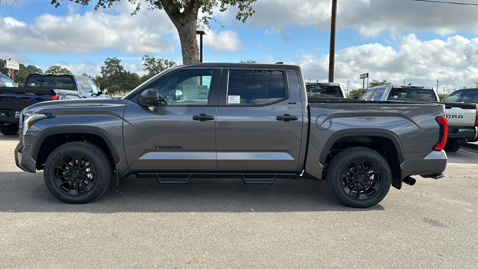 2025 Toyota Tundra SR5 5