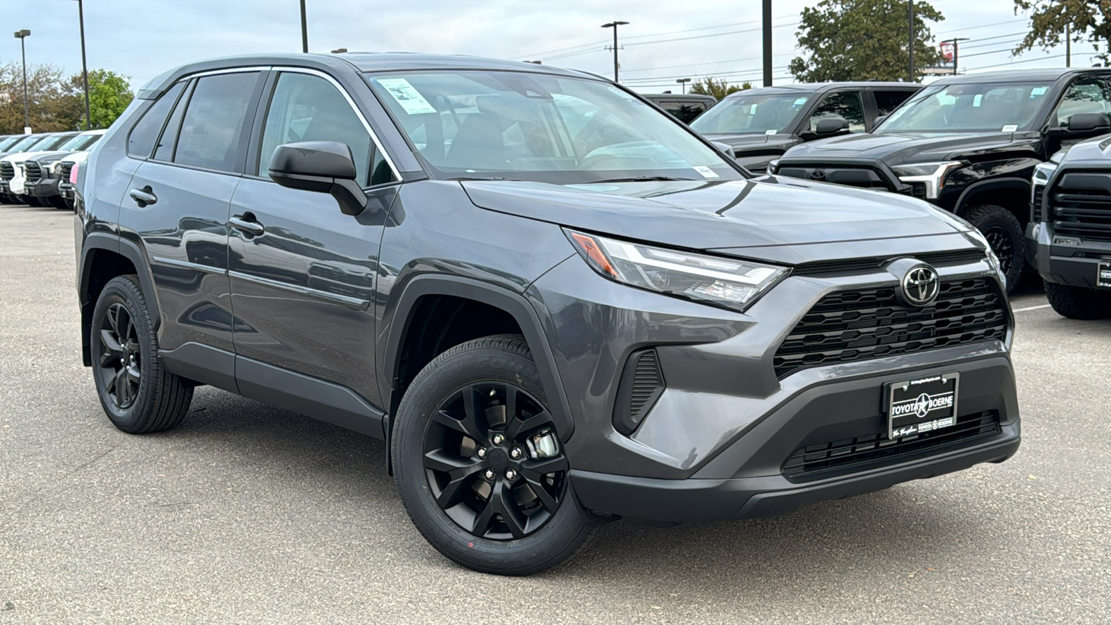 2024 Toyota RAV4 LE 24