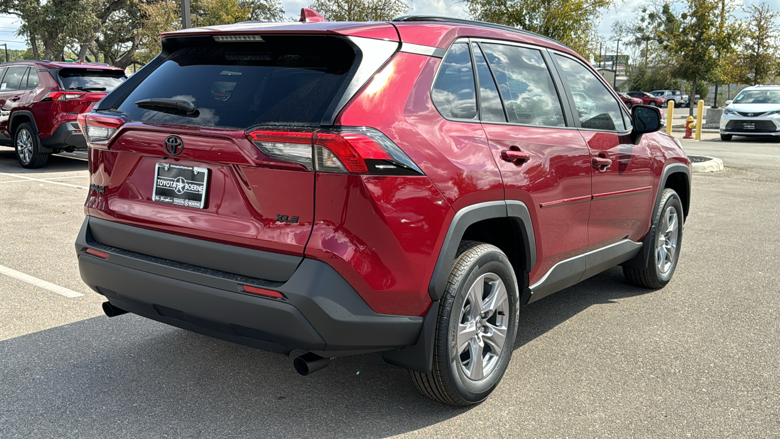 2024 Toyota RAV4 XLE 7