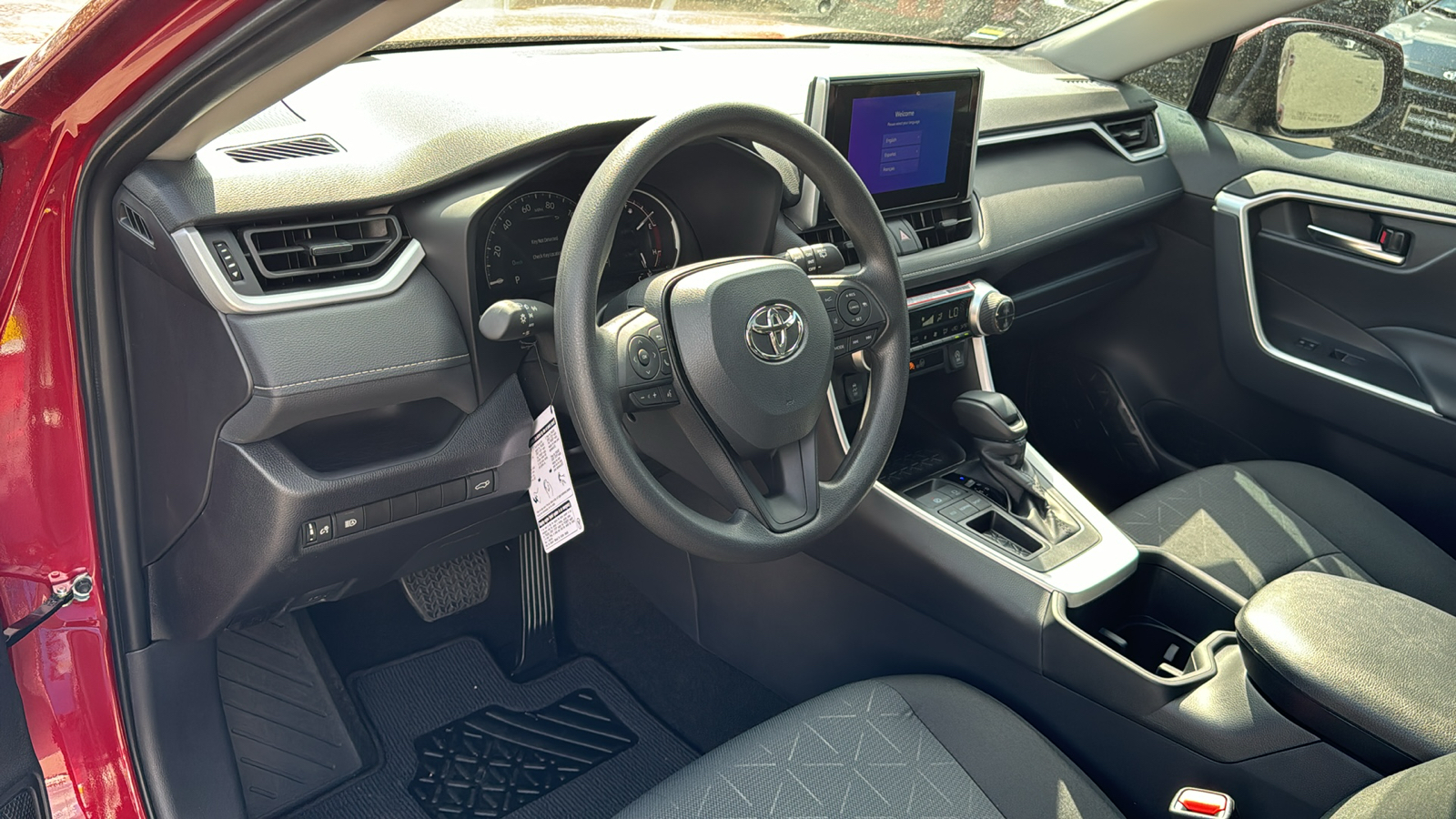 2024 Toyota RAV4 XLE 12