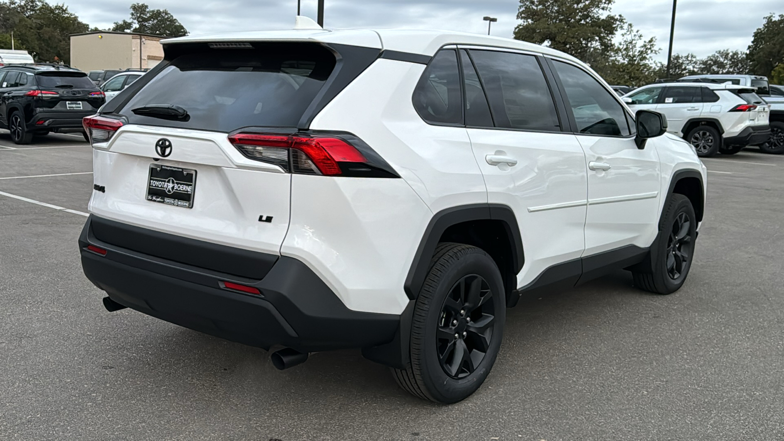 2024 Toyota RAV4 LE 7