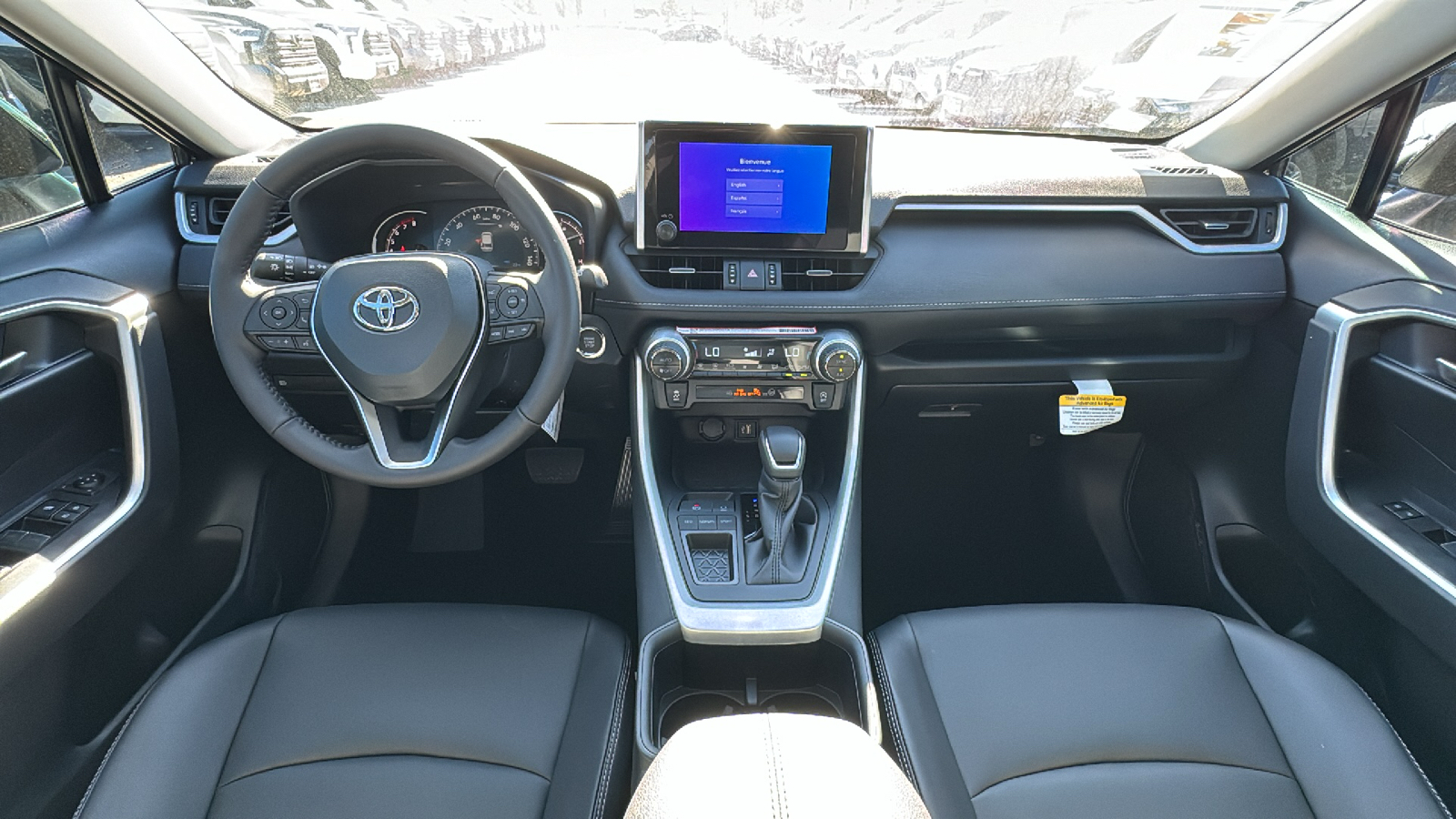 2024 Toyota RAV4 XLE Premium 16