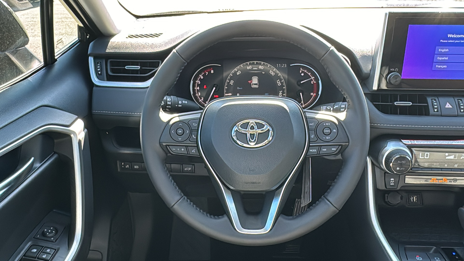 2024 Toyota RAV4 XLE Premium 17