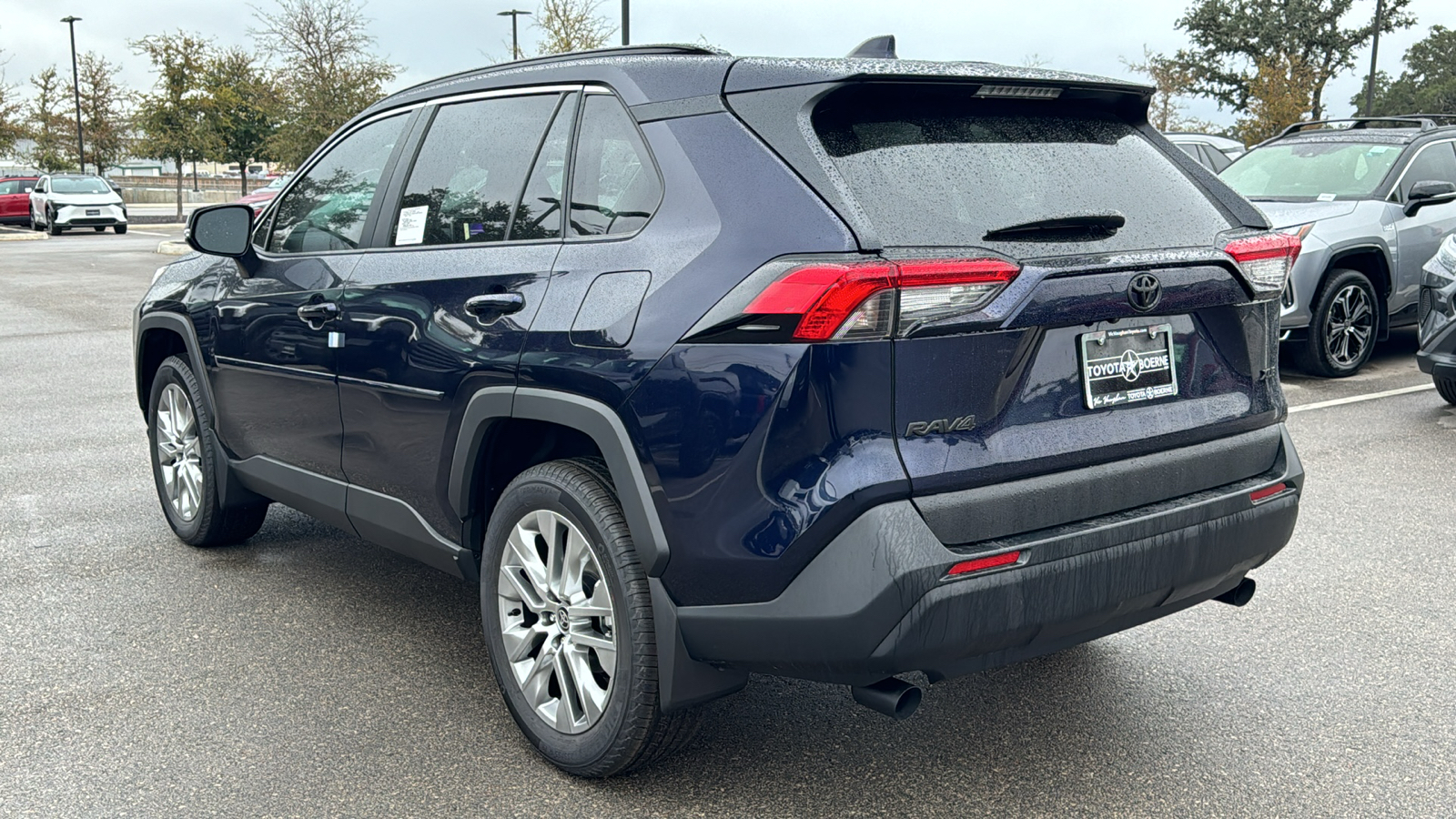 2024 Toyota RAV4 XLE Premium 6