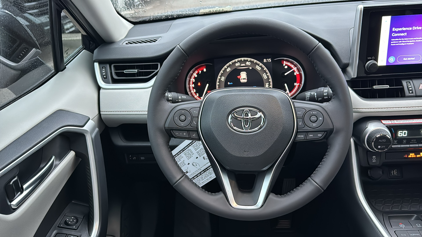 2024 Toyota RAV4 XLE Premium 18