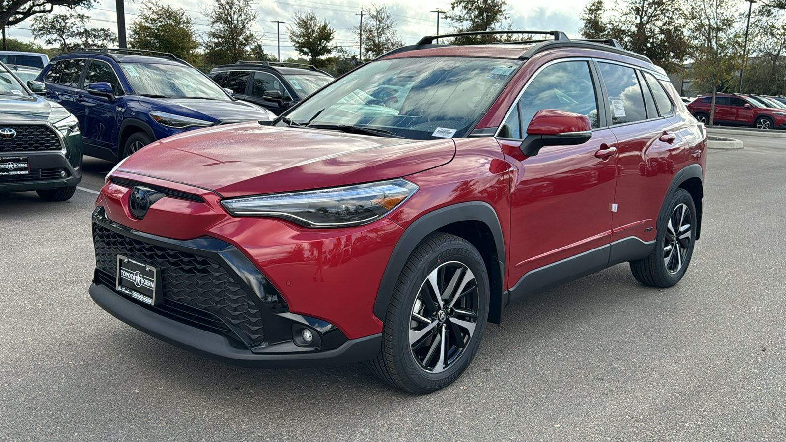 2024 Toyota Corolla Cross Hybrid XSE 4