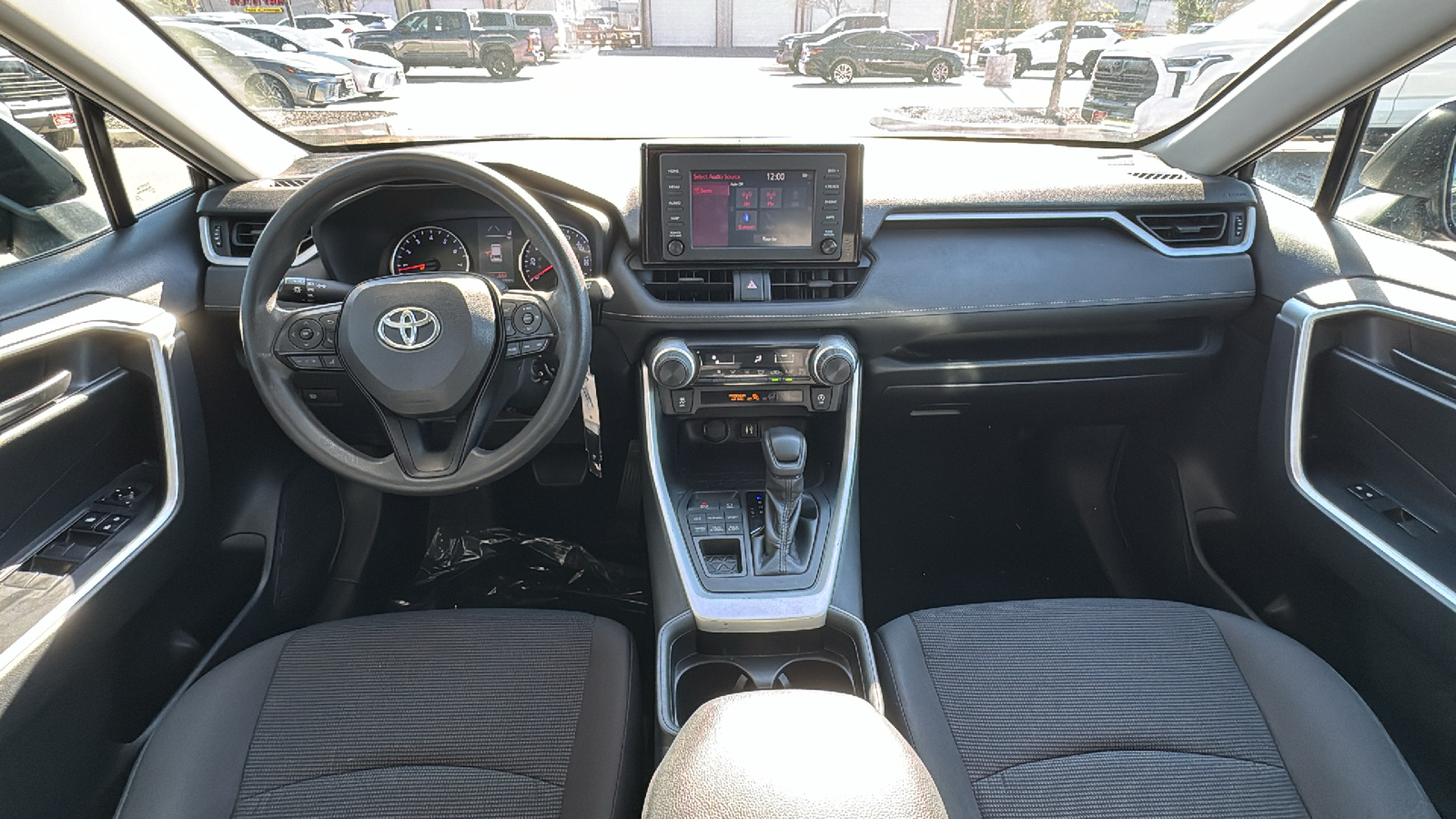 2019 Toyota RAV4 LE 26