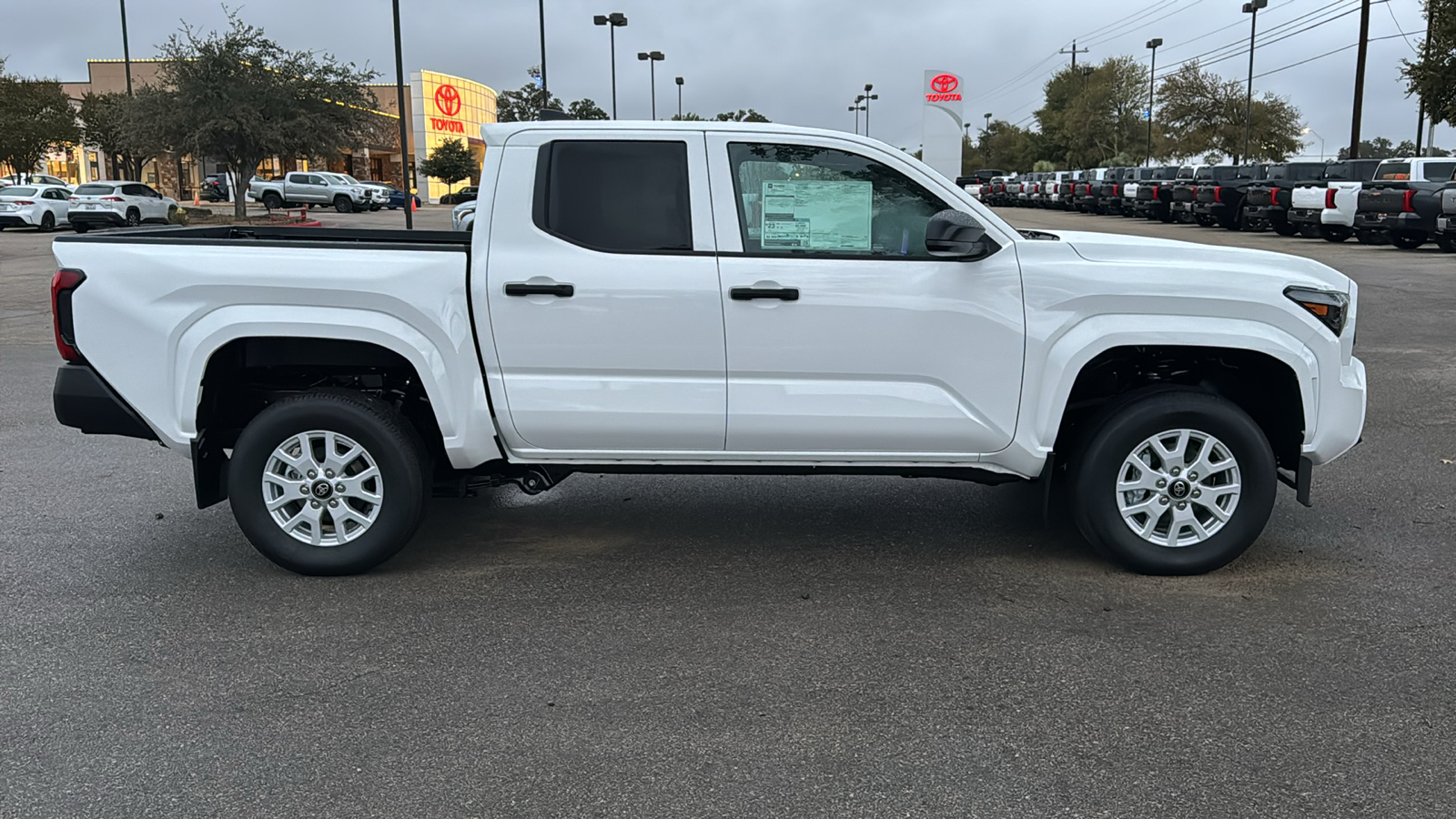 2024 Toyota Tacoma SR 9