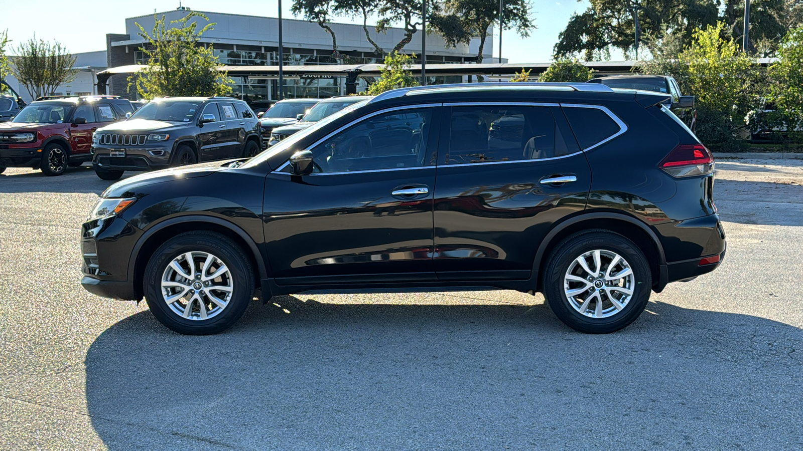 2020 Nissan Rogue SV 5