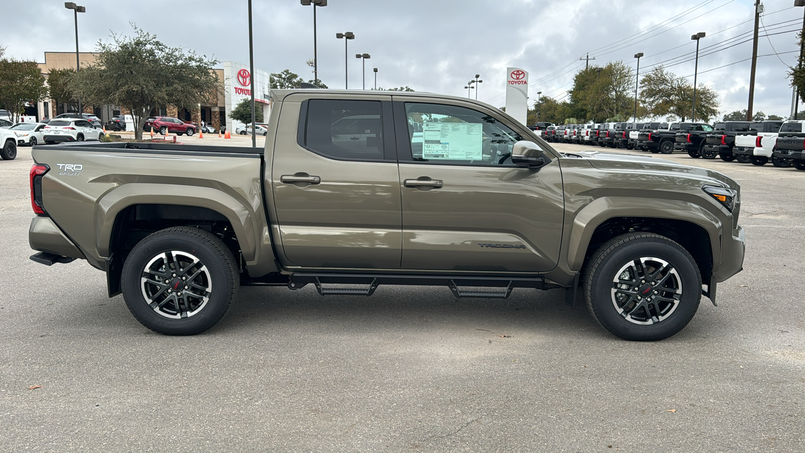 2024 Toyota Tacoma TRD Sport 8