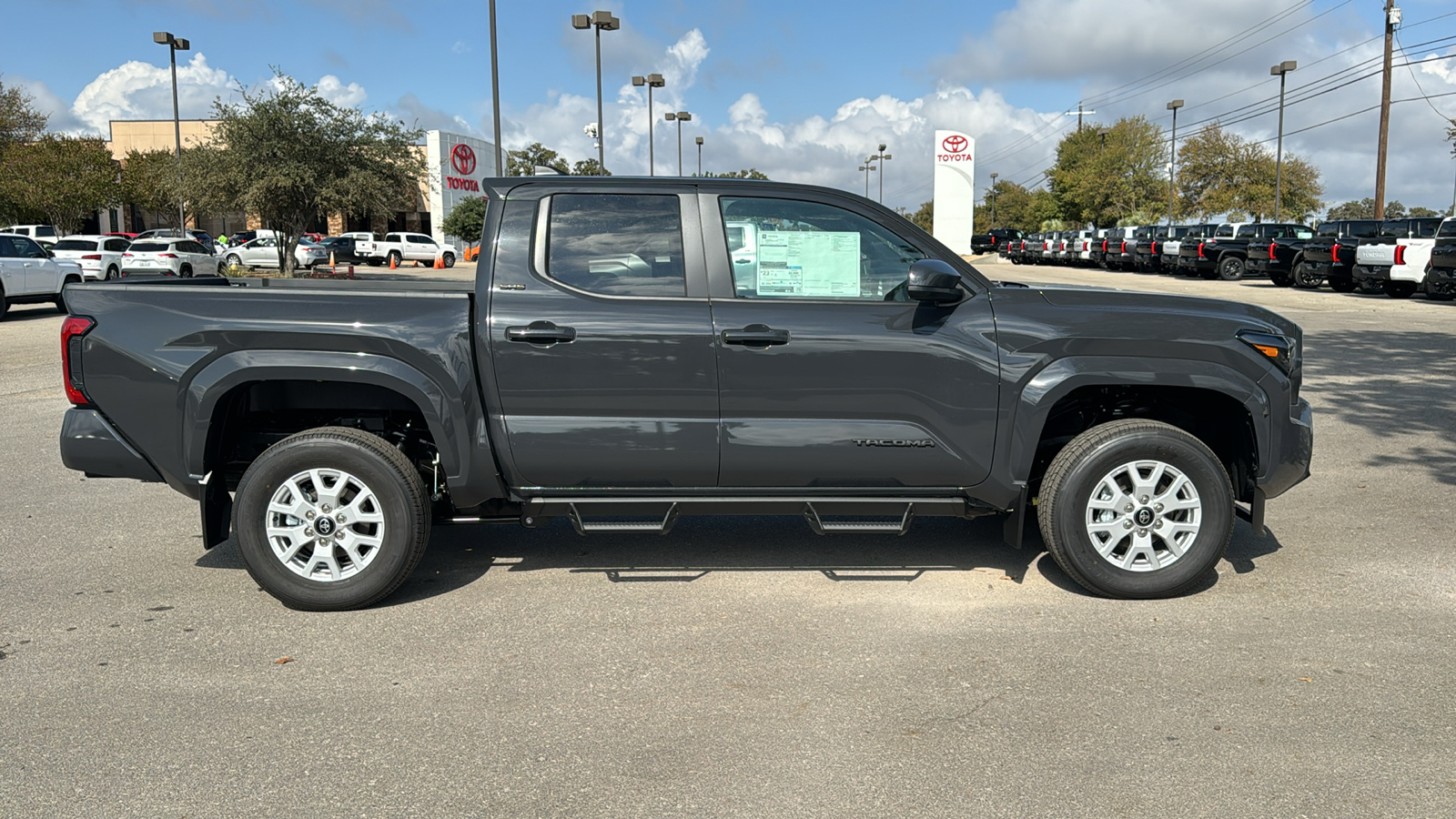 2024 Toyota Tacoma SR5 8