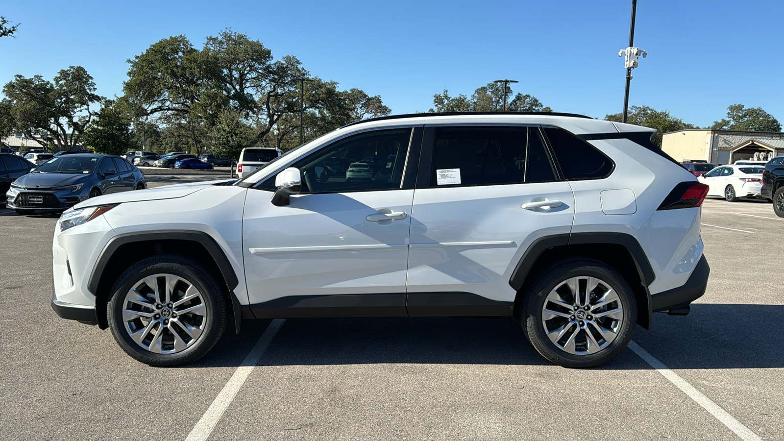 2024 Toyota RAV4 XLE Premium 4