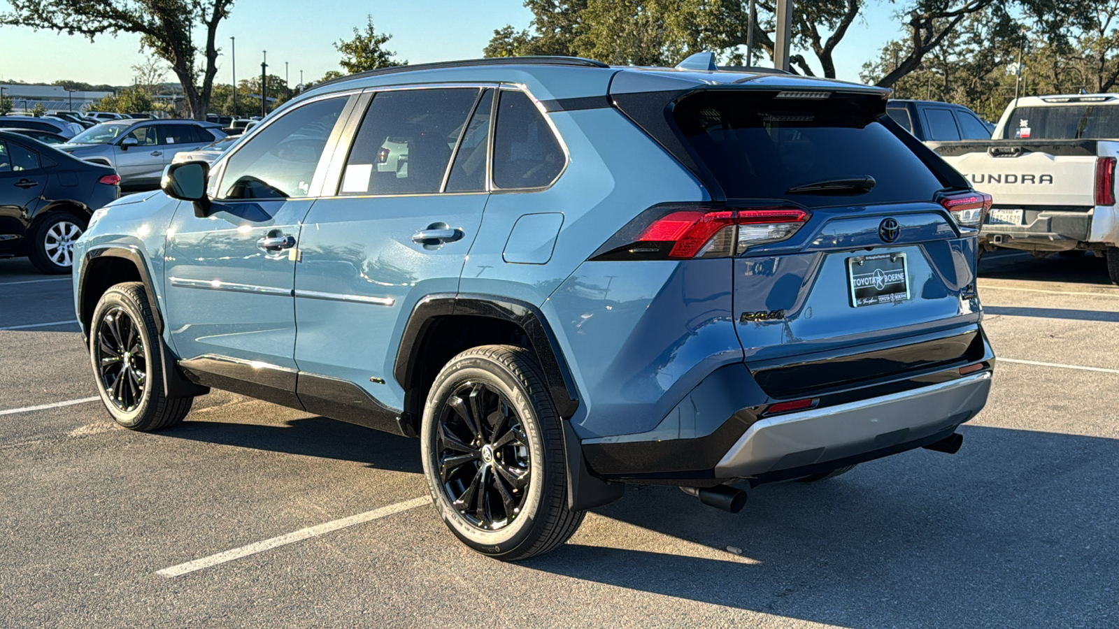 2024 Toyota RAV4 Hybrid SE 5