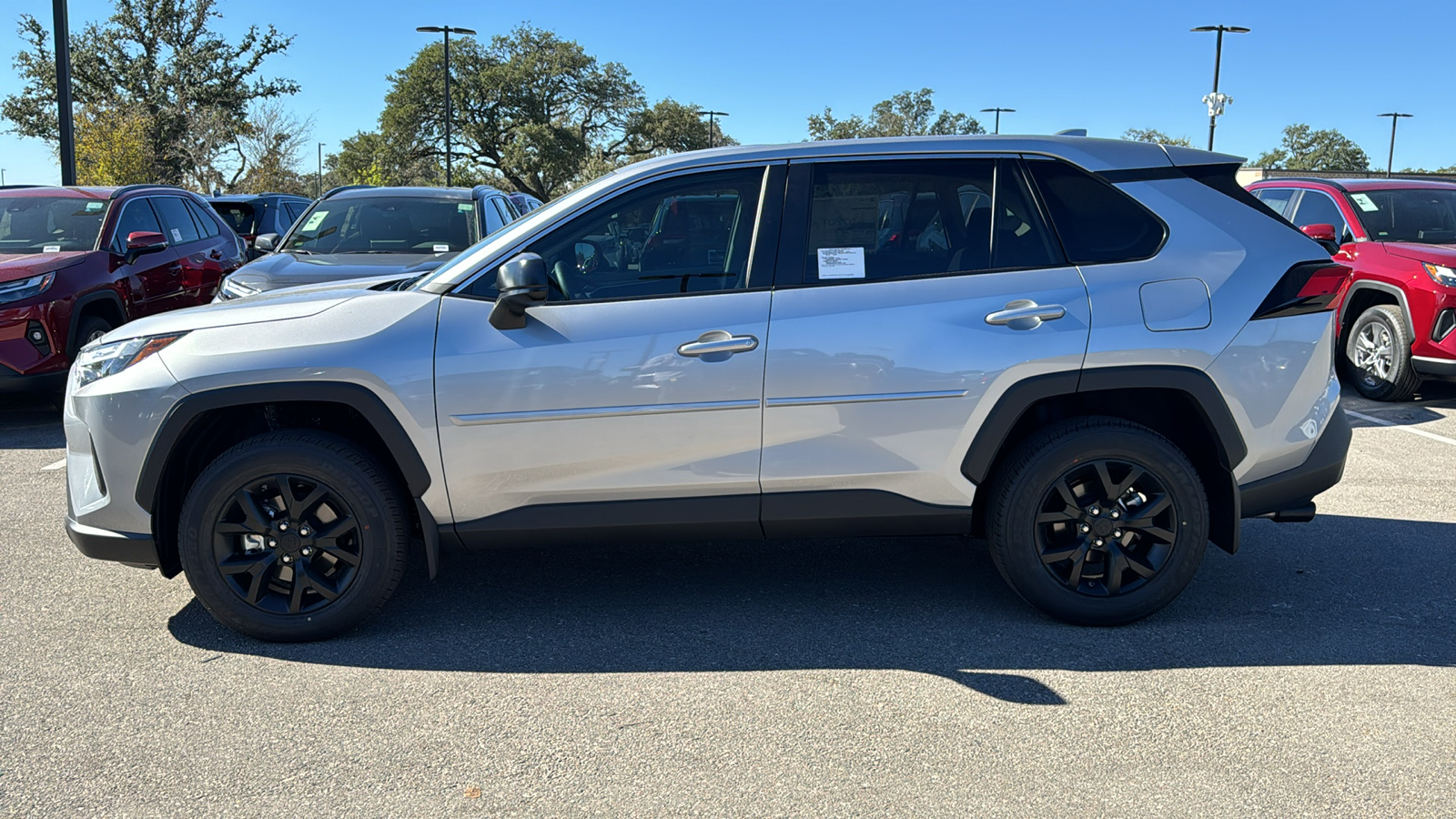 2024 Toyota RAV4 LE 4