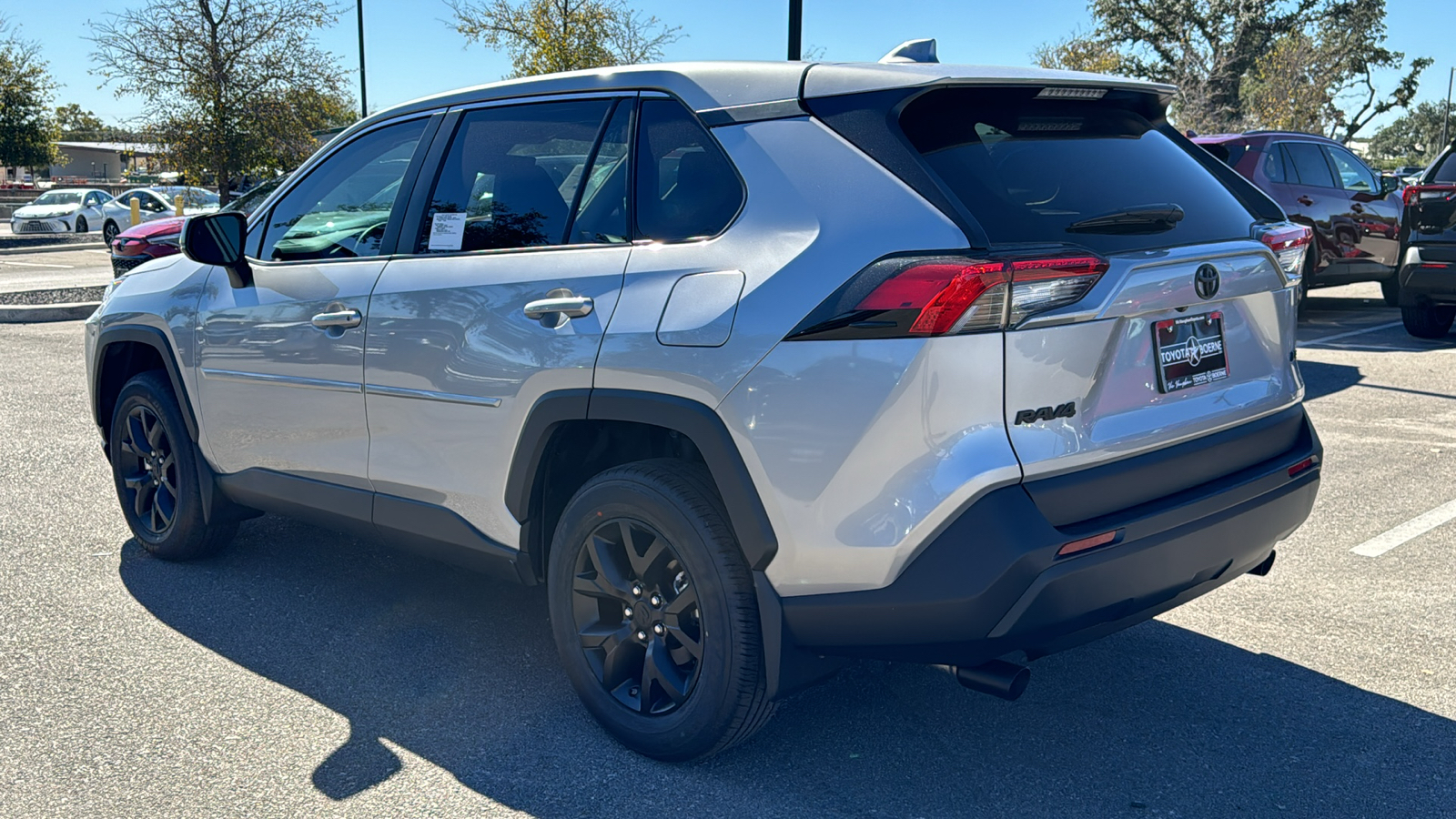 2024 Toyota RAV4 LE 5