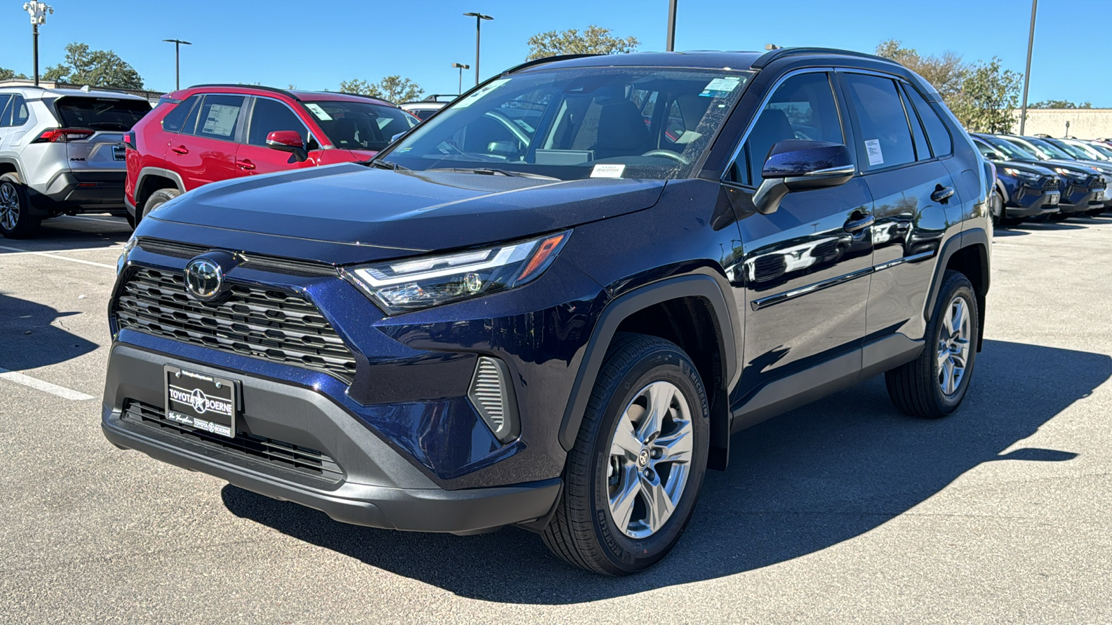 2024 Toyota RAV4 XLE 3