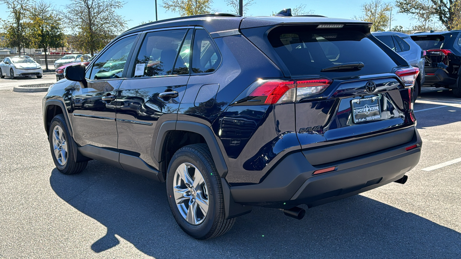 2024 Toyota RAV4 XLE 5