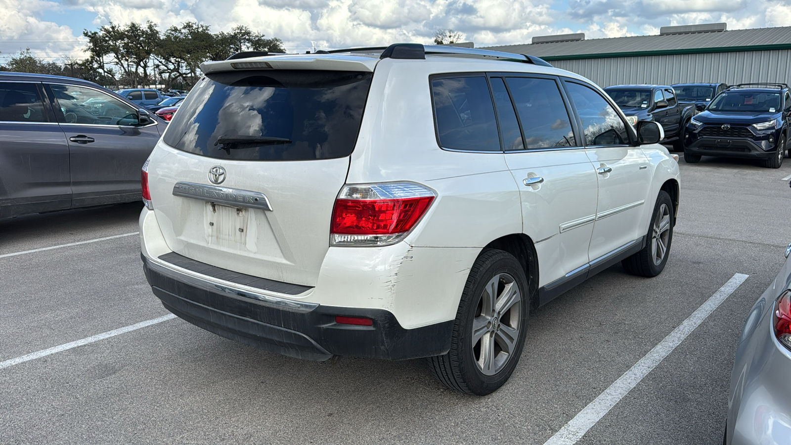 2013 Toyota Highlander  6