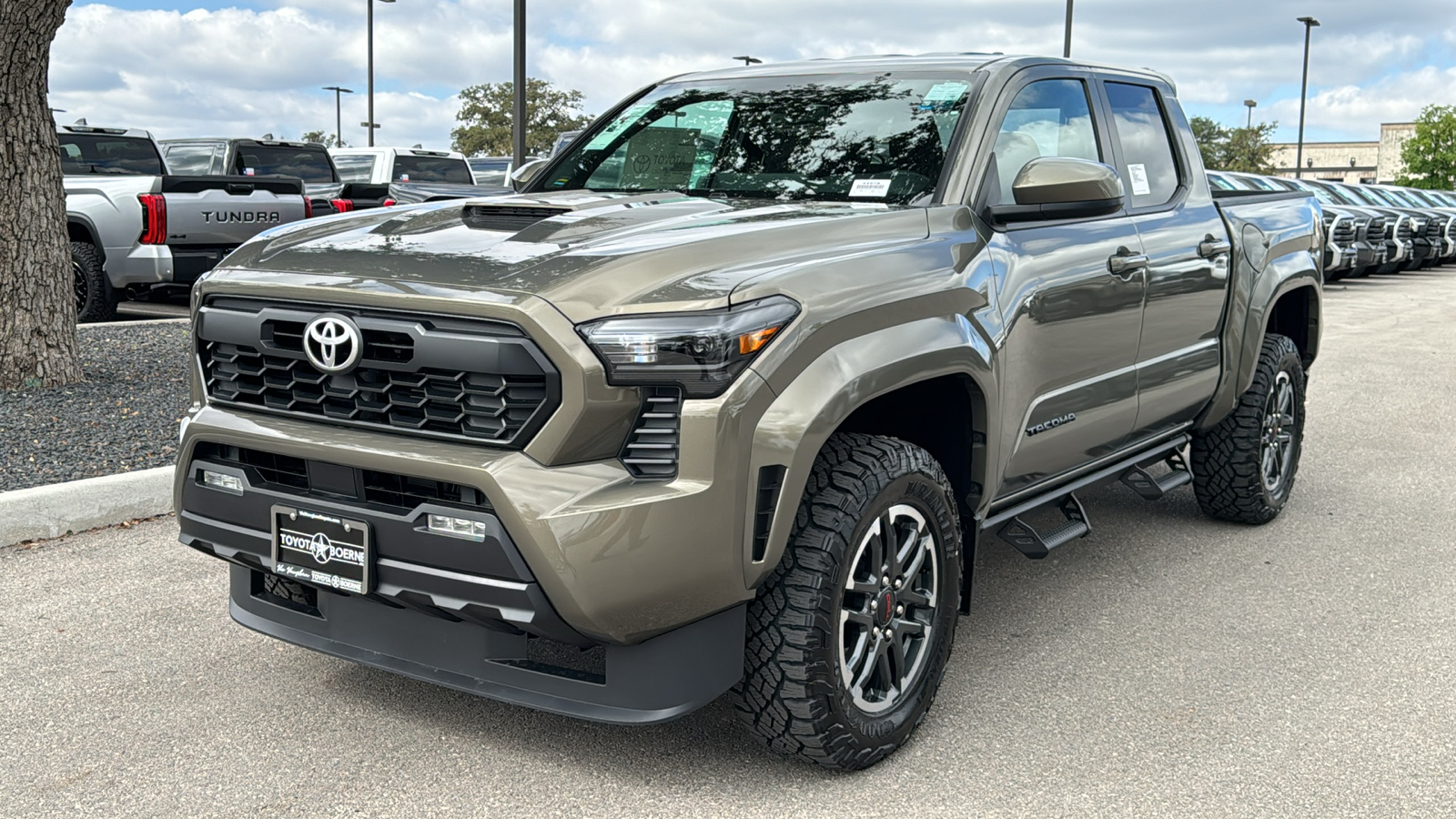 2024 Toyota Tacoma TRD Sport 3