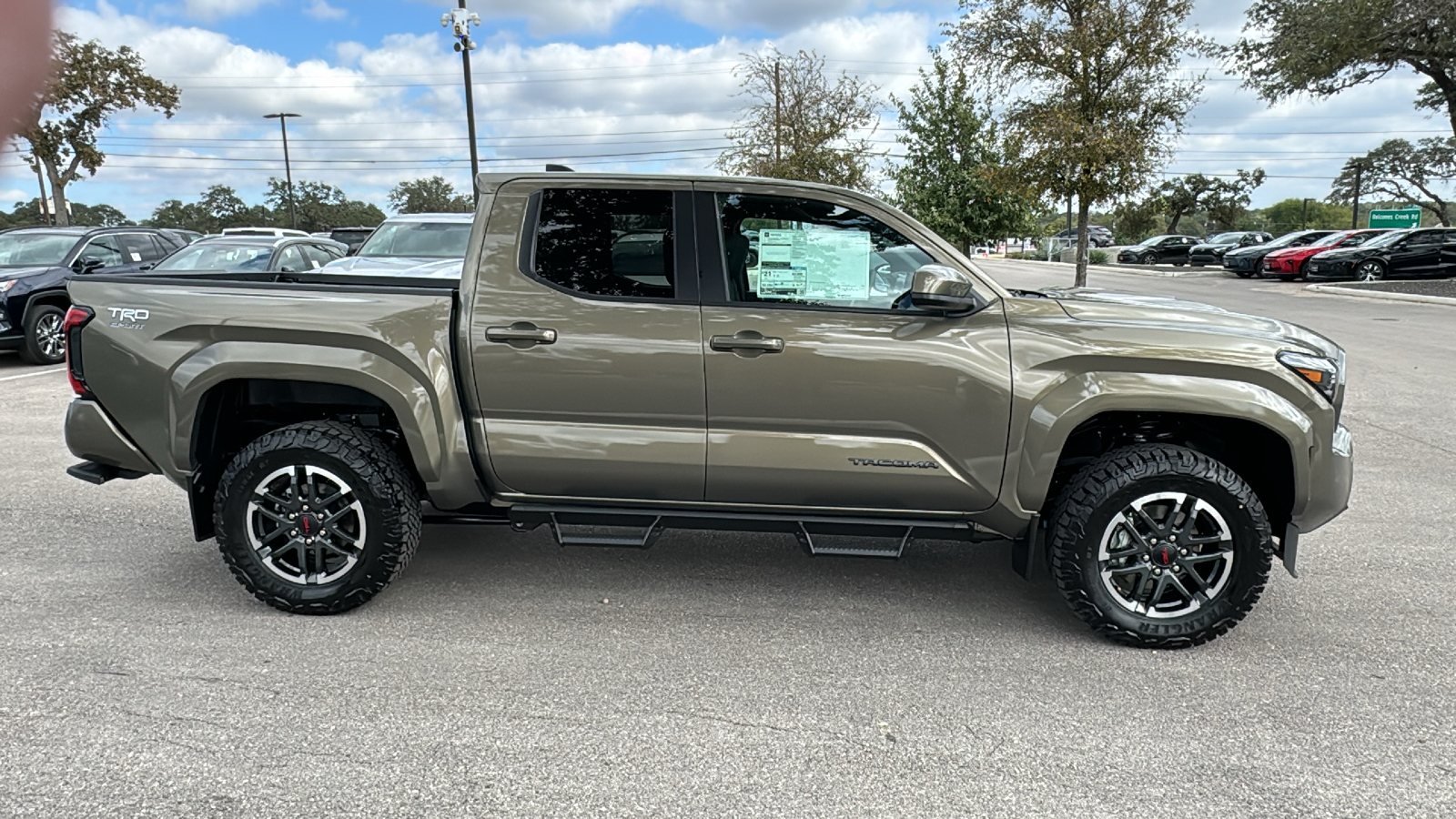 2024 Toyota Tacoma TRD Sport 8