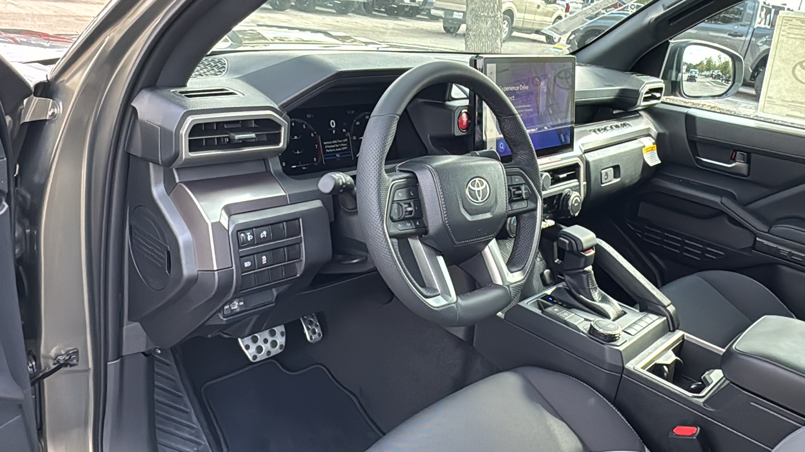 2024 Toyota Tacoma TRD Sport 12