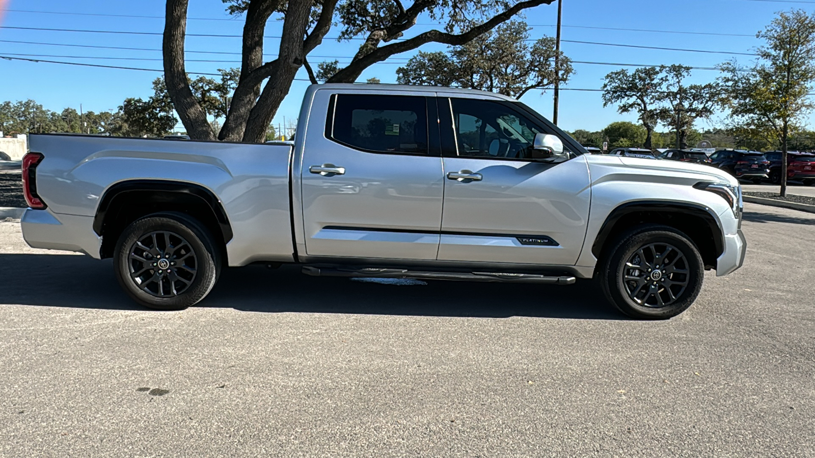 2023 Toyota Tundra Hybrid Platinum 8