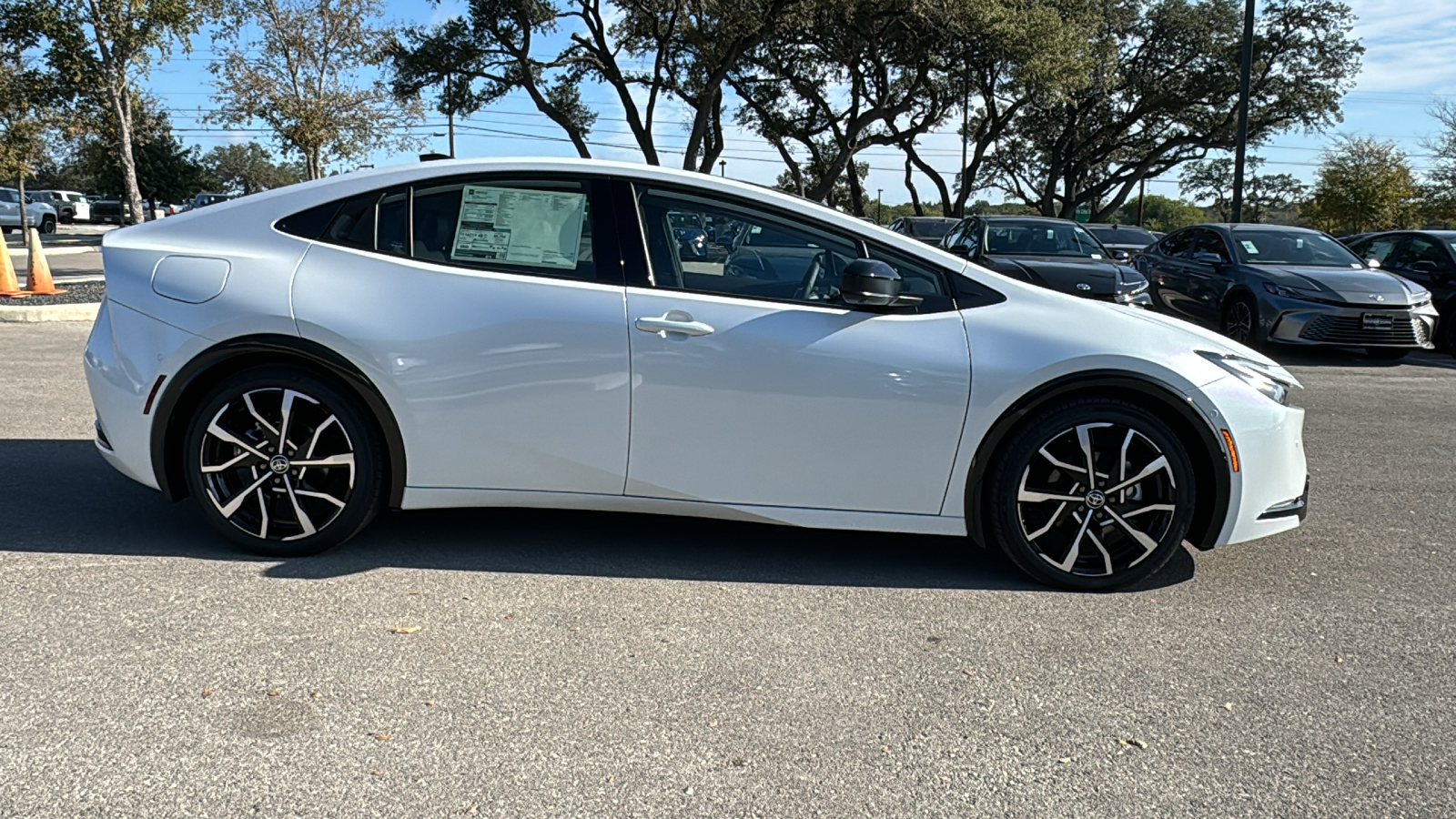 2024 Toyota Prius Prime XSE Premium 8