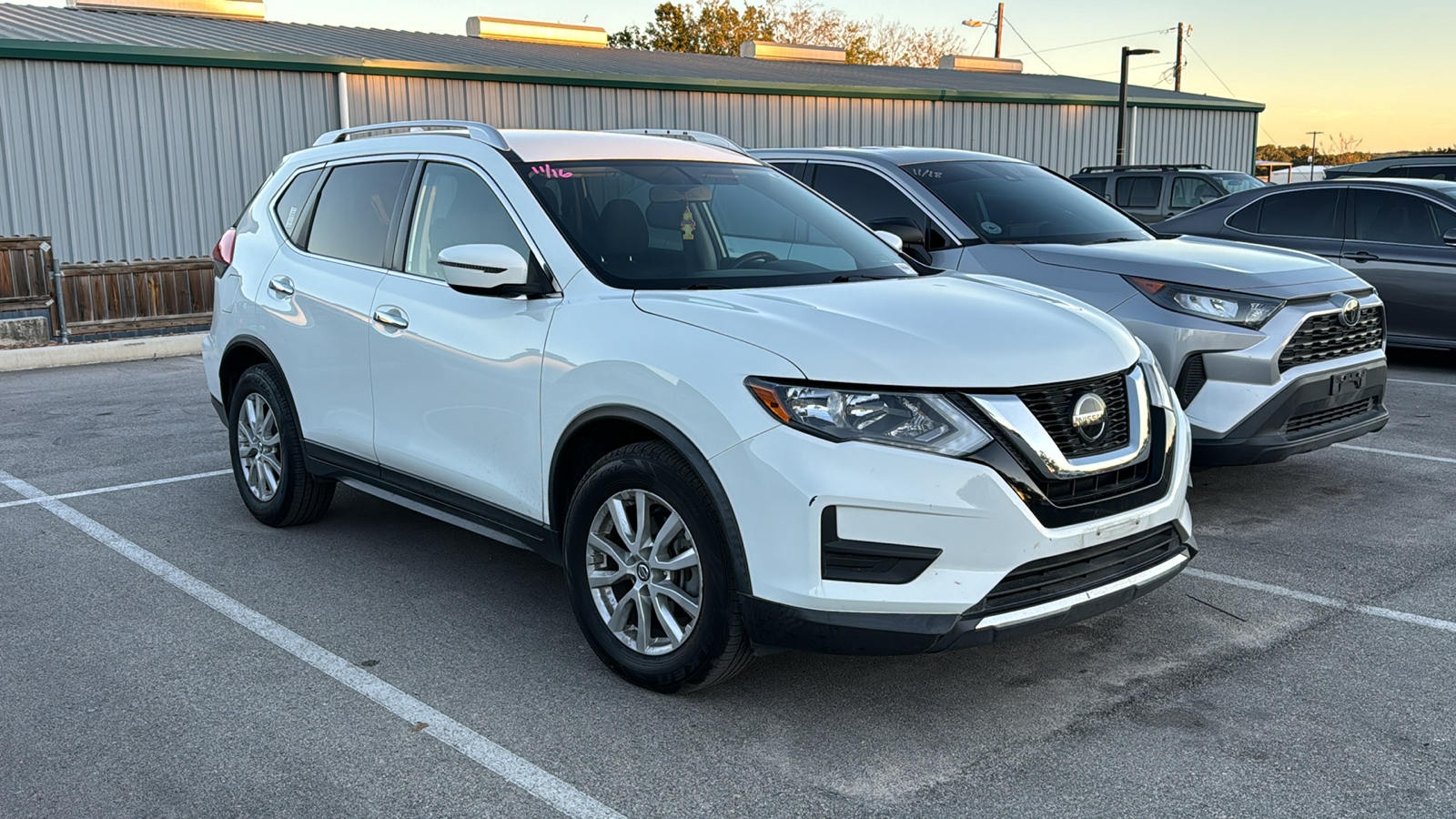 2018 Nissan Rogue SV 11