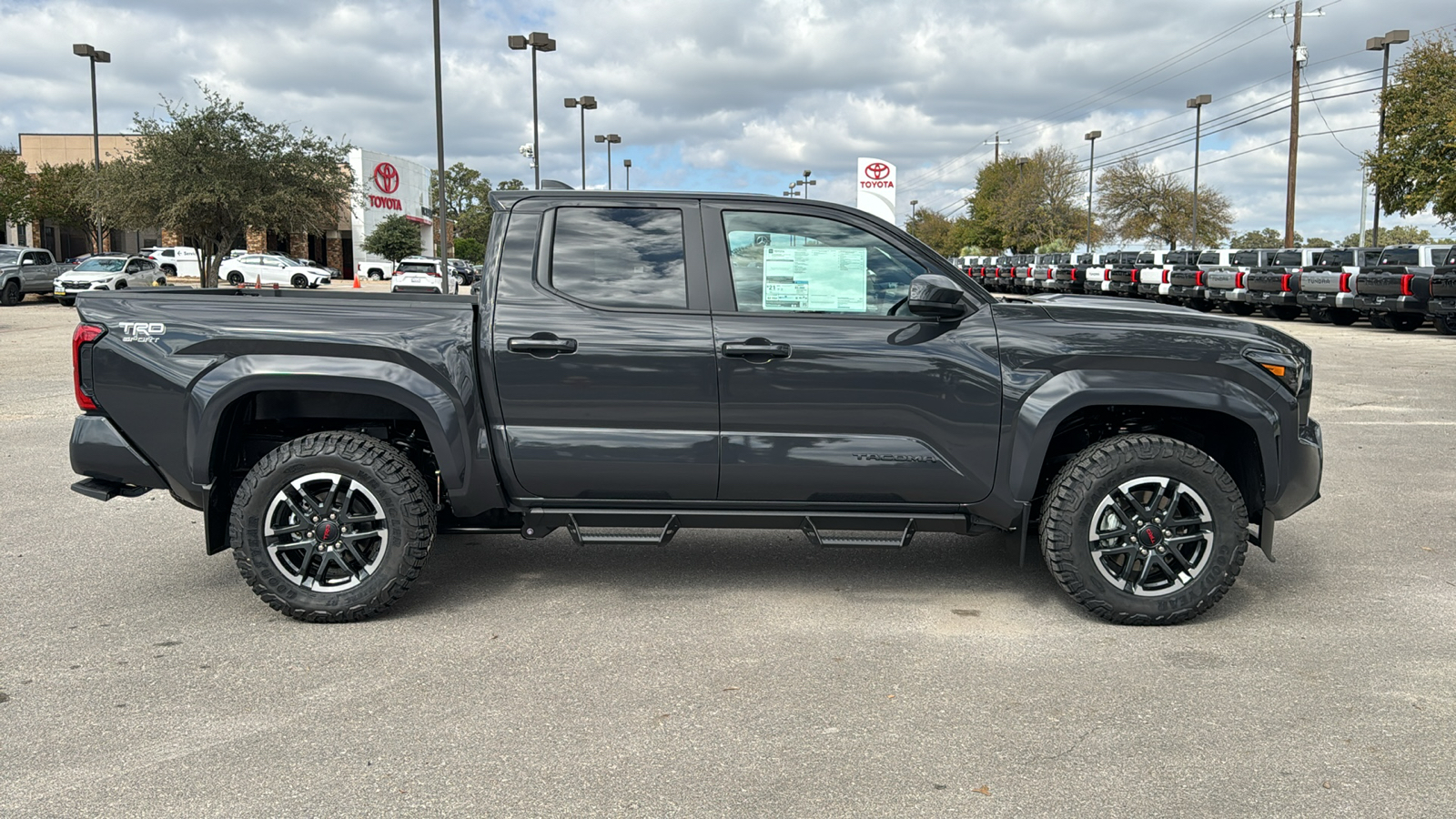 2024 Toyota Tacoma TRD Sport 8