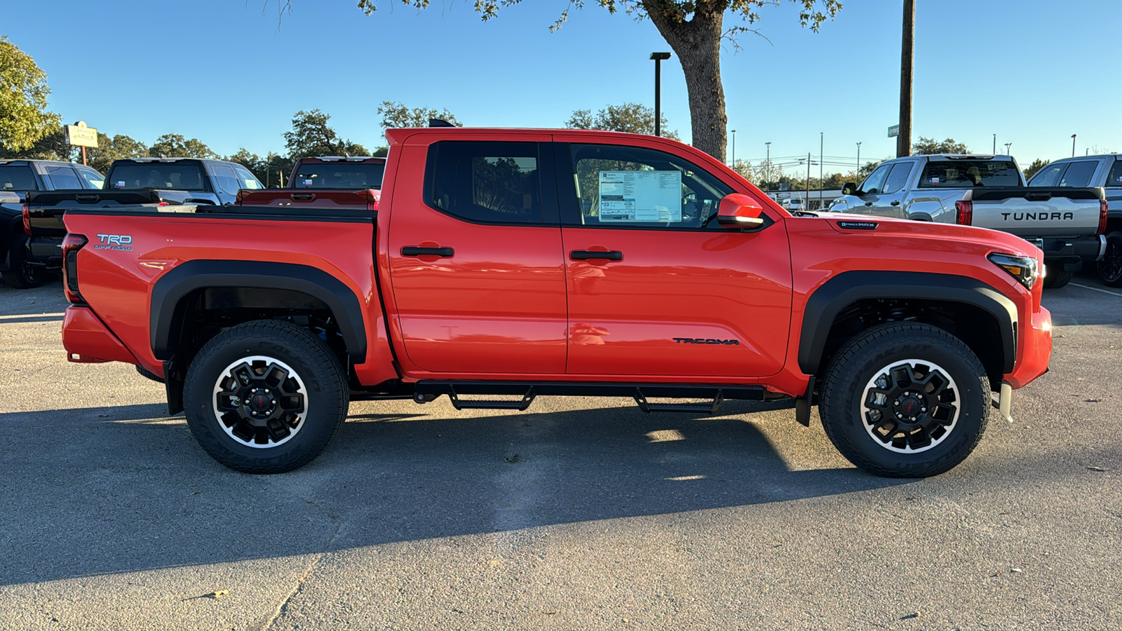 2024 Toyota Tacoma Hybrid TRD Off Road 8